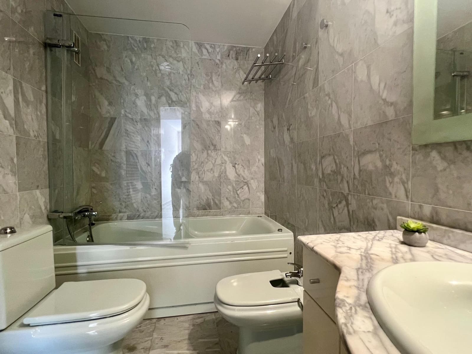 3 camera da letto Appartamento in vendita in Cordova citta con piscina - 365.000 € (Rif: 9359858)