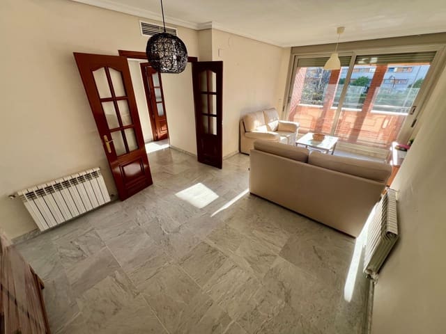 3 soveværelse Lejlighed til salg i Córdoba by med swimmingpool - € 355.000 (Ref: 9359858)