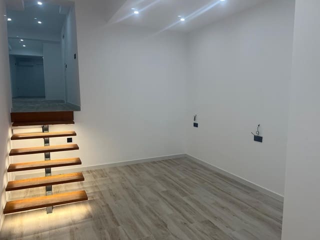1 soverom Loft til salgs i Córdoba by - € 108 000 (Ref: 9359862)