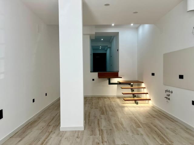1 soverom Loft til salgs i Córdoba by - € 108 000 (Ref: 9359862)