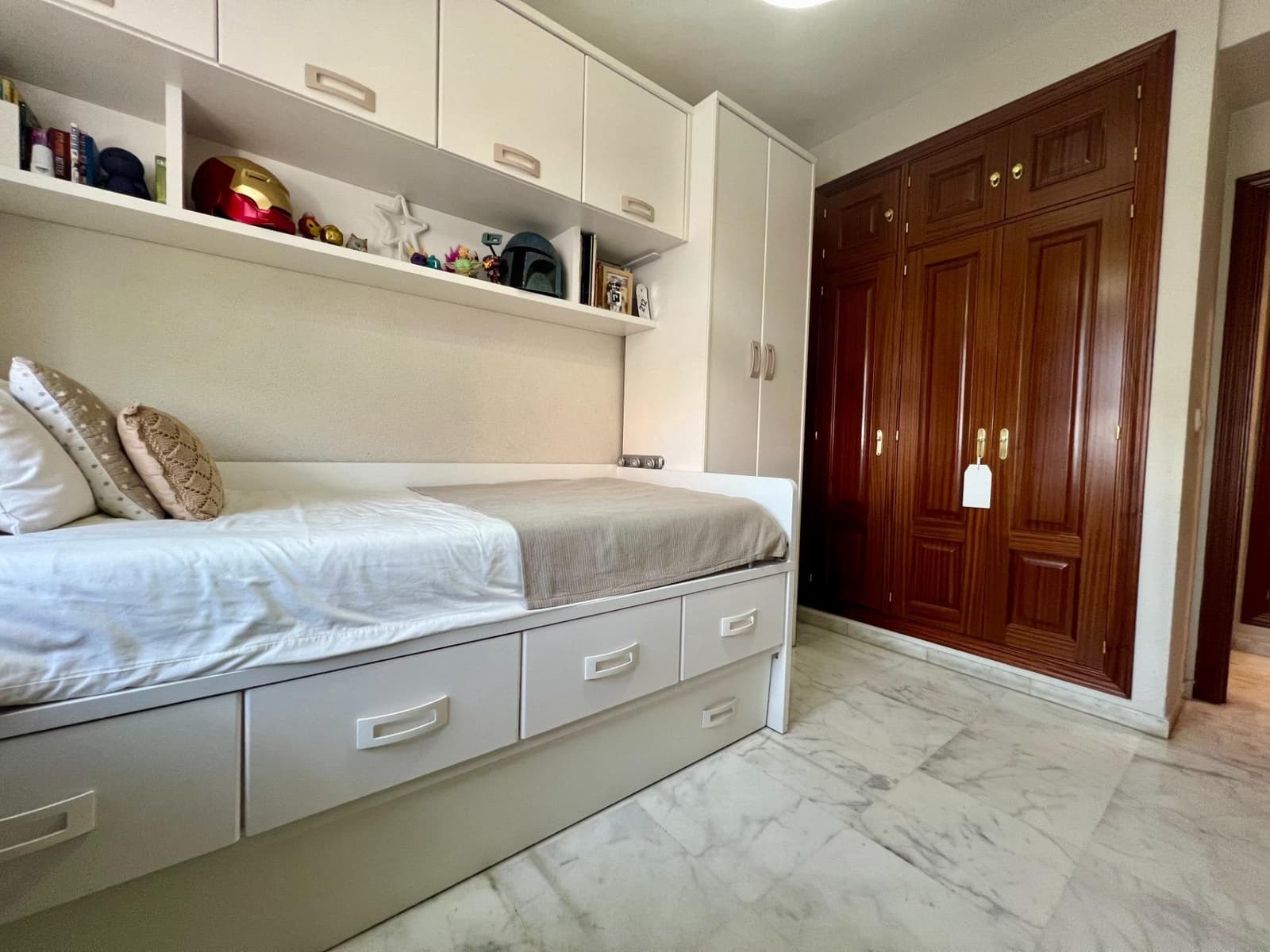 2 sovrum Lägenhet till salu i Cordoba stad med pool garage - 212 000 € (Ref: 9359864)