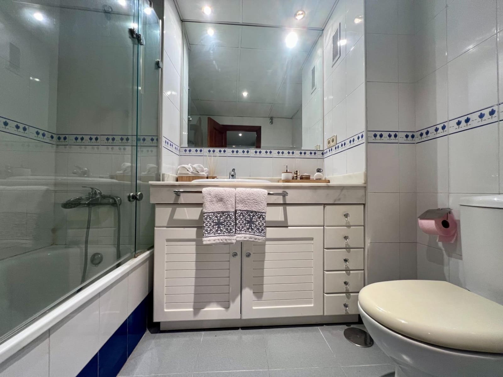 2 sovrum Lägenhet till salu i Cordoba stad med pool garage - 212 000 € (Ref: 9359864)