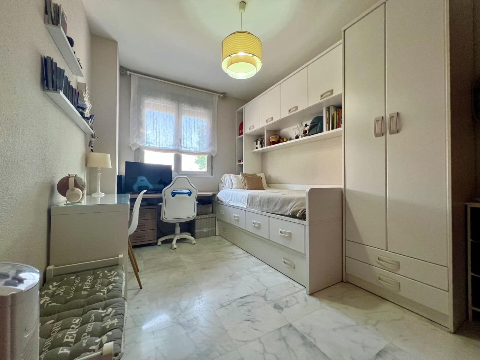 2 sovrum Lägenhet till salu i Cordoba stad med pool garage - 212 000 € (Ref: 9359864)