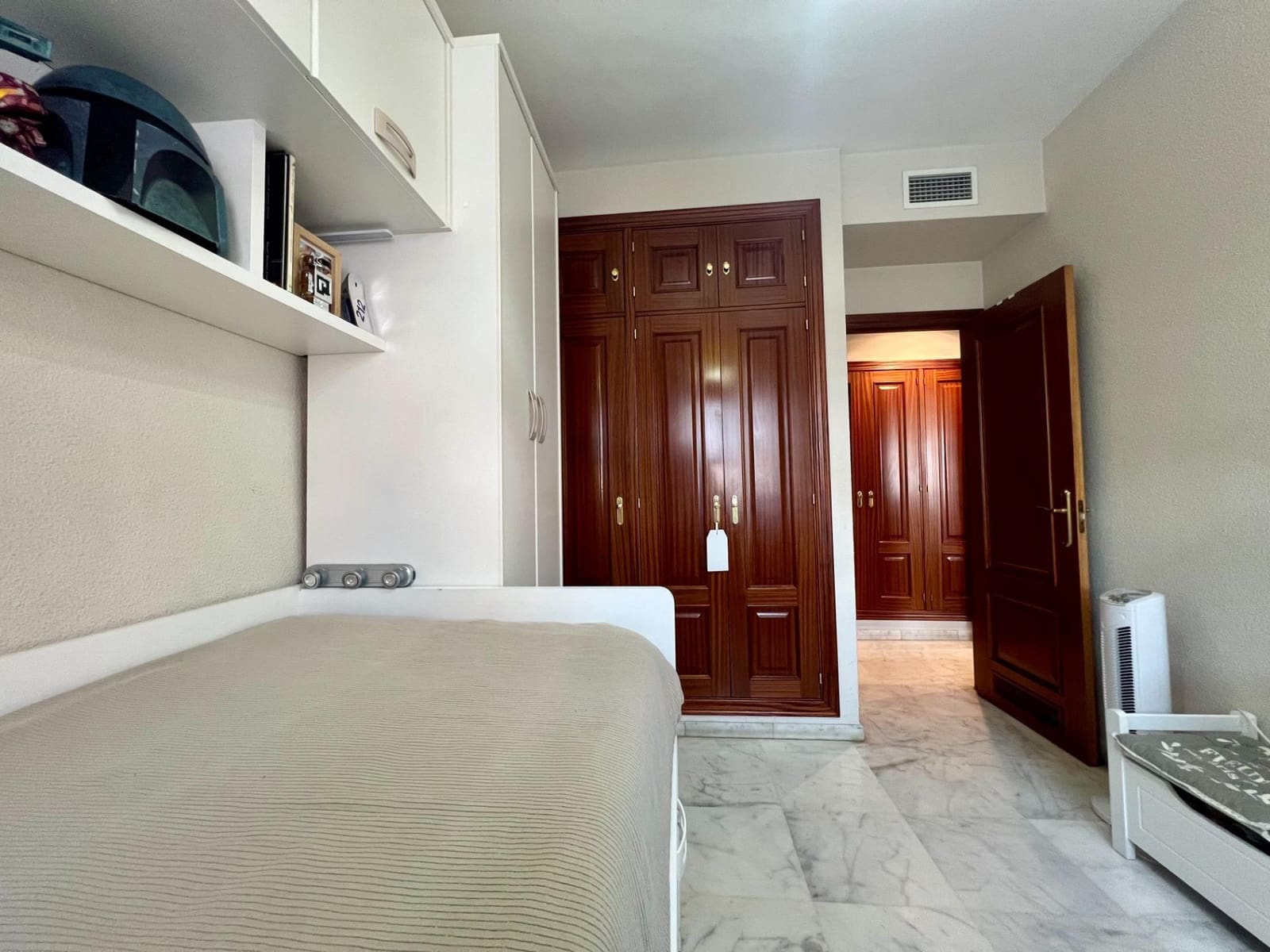 2 sovrum Lägenhet till salu i Cordoba stad med pool garage - 212 000 € (Ref: 9359864)