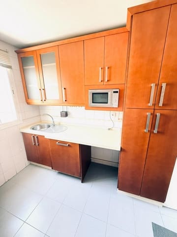 4 slaapkamer Flat te koop in Córdoba stad met garage - € 249.000 (Ref: 9359866)
