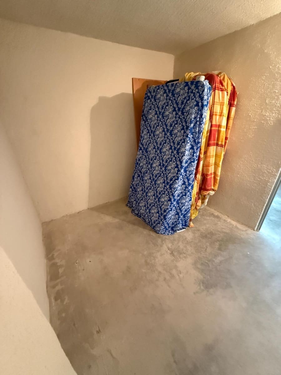 4 bedroom Flat for sale in Cordoba city with garage - € 249,000 (Ref: 9359866)