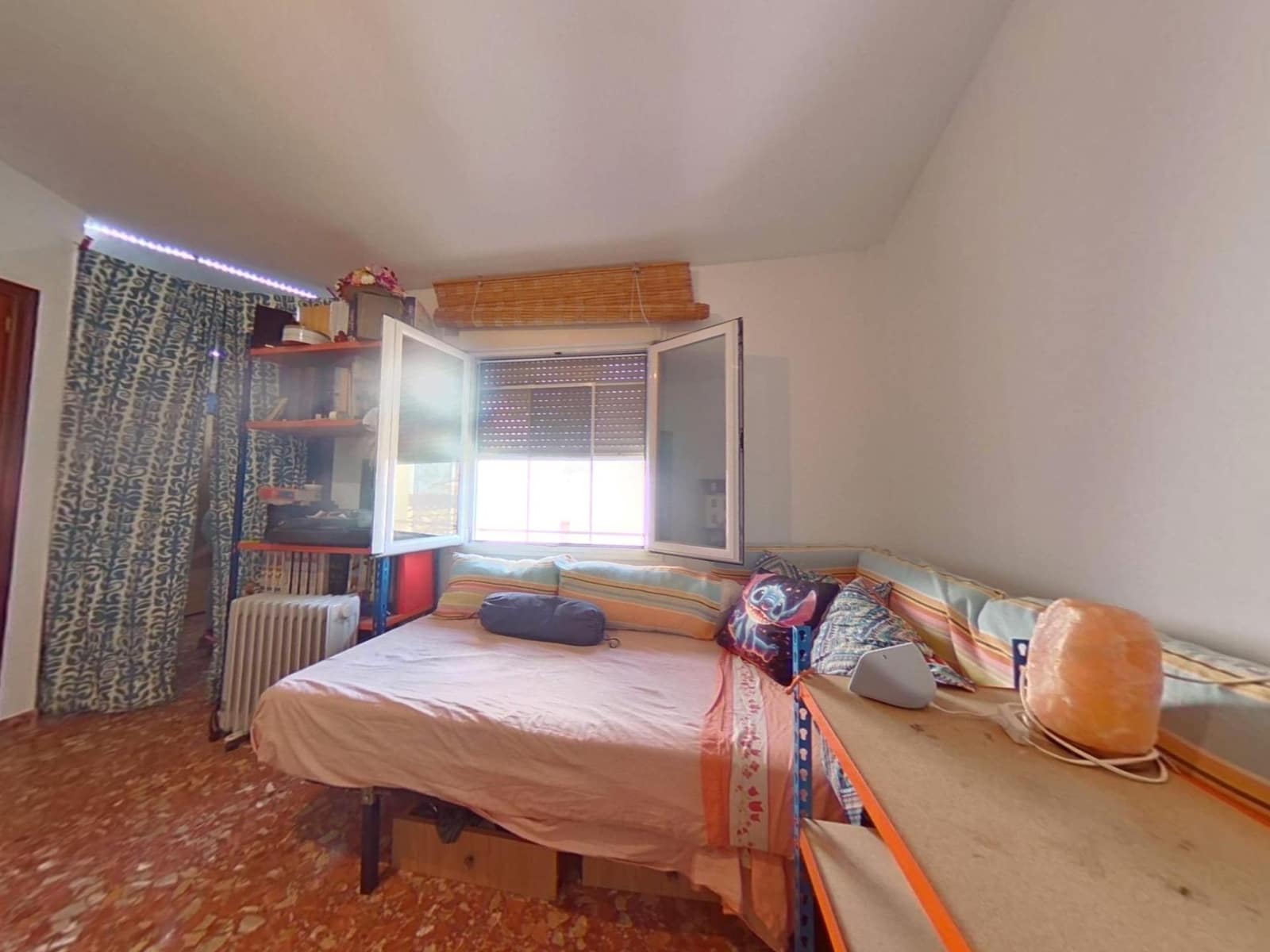 5 slaapkamer Rijtjeshuis te koop in Cordoba stad - € 158.900 (Ref: 9359867)