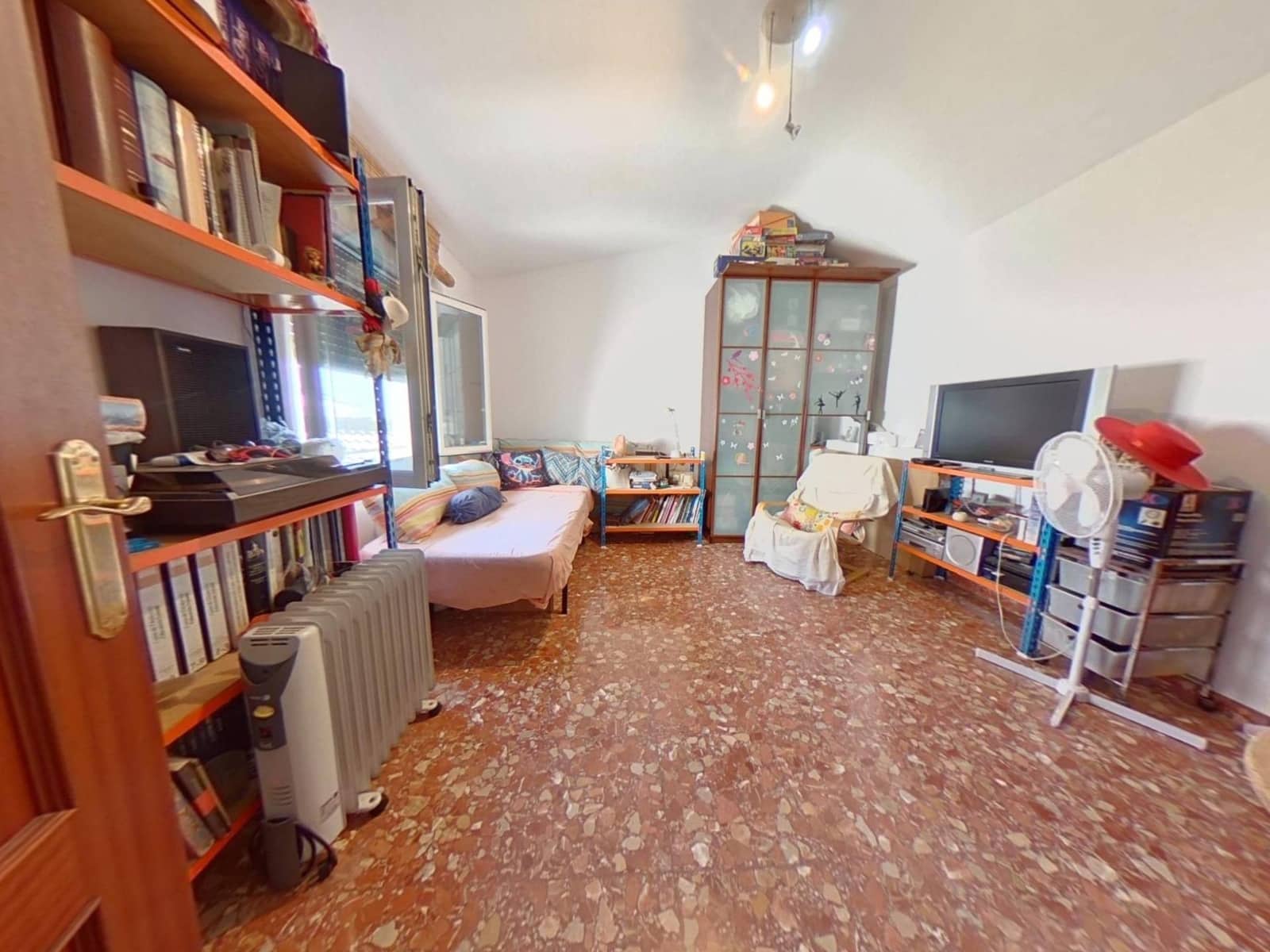 5 slaapkamer Rijtjeshuis te koop in Cordoba stad - € 158.900 (Ref: 9359867)