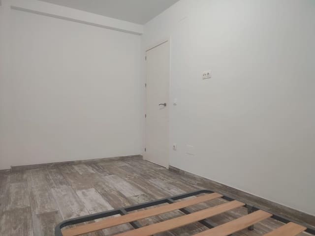 3 camera da letto Appartamento in vendita in Cordova città - 129.900 € (Rif: 9359870)