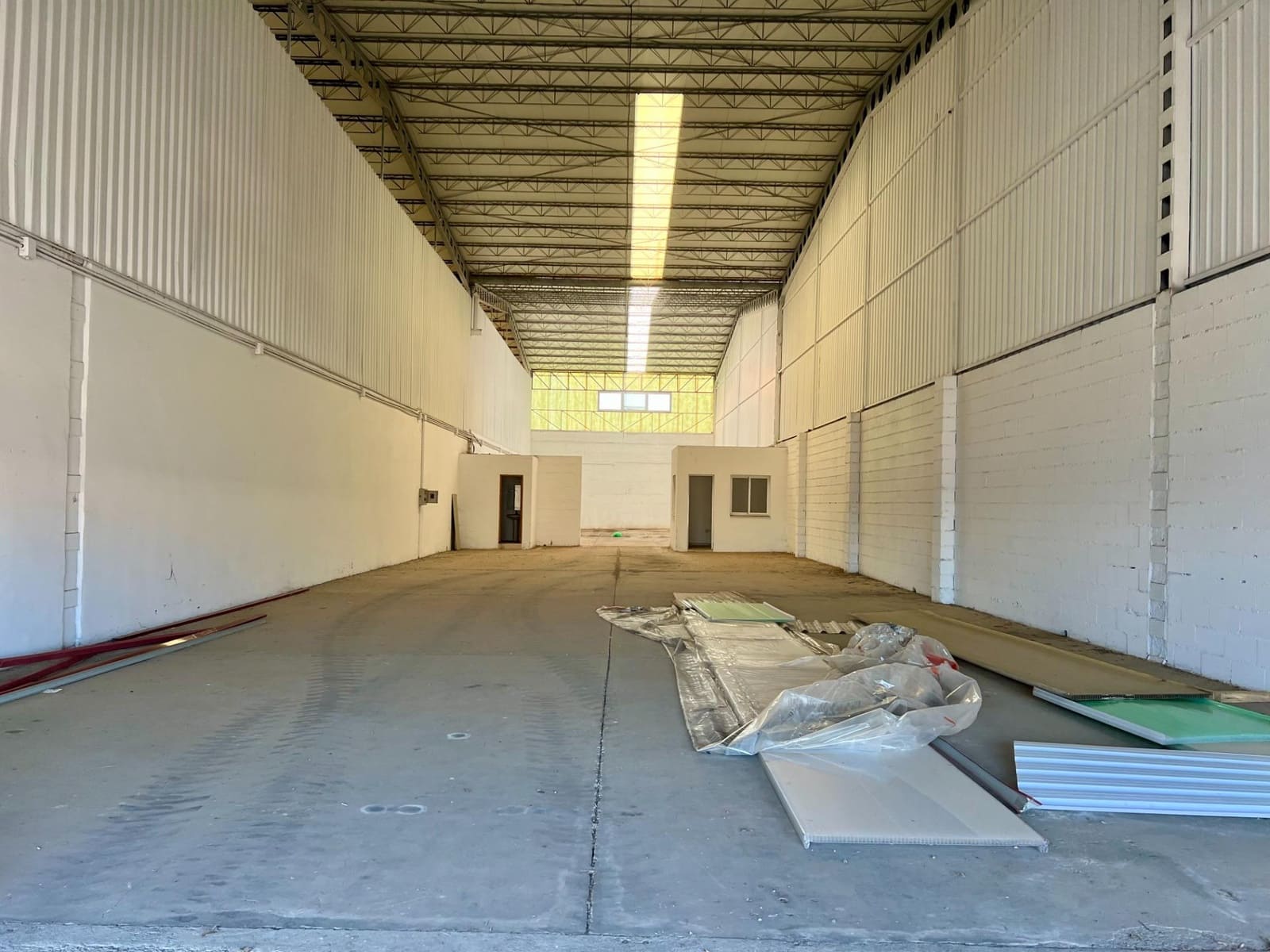 Business for rent in El Higueron - € 3,000 (Ref: 9359871)