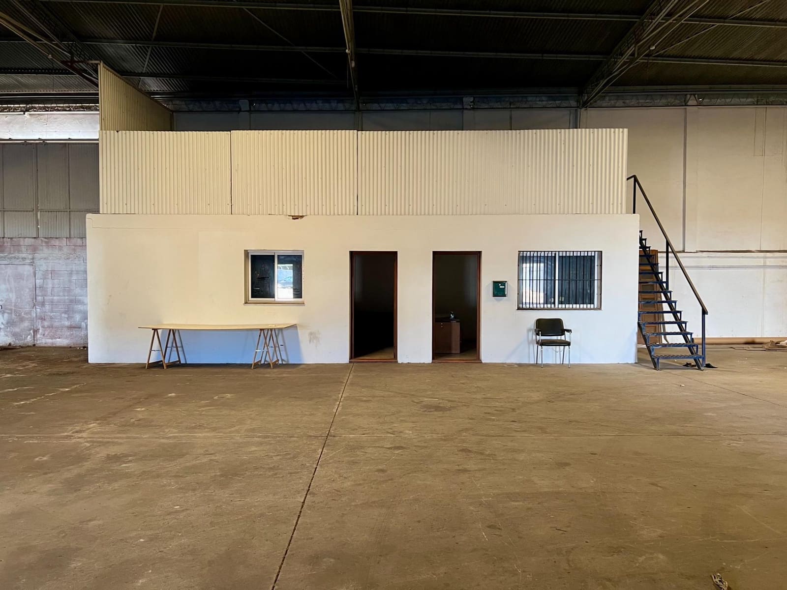 Business for rent in El Higueron - € 3,000 (Ref: 9359871)