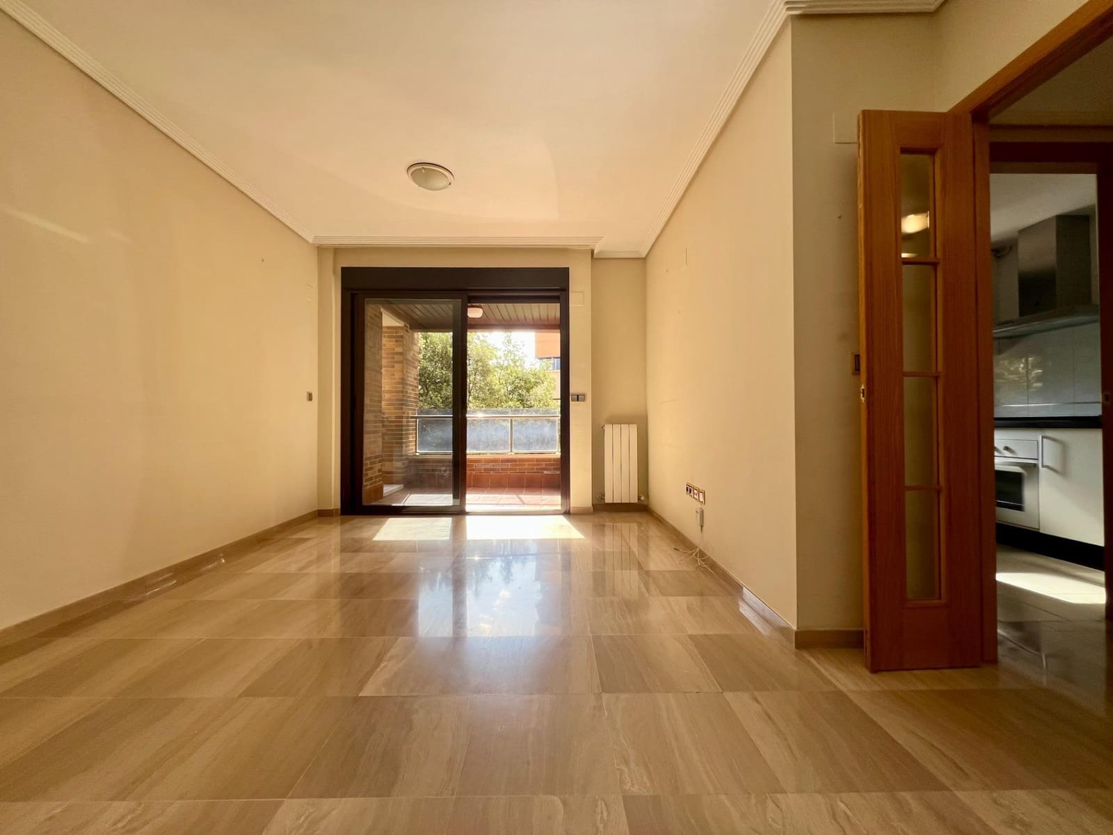 2 soveværelse Lejlighed til salg i Cordoba by med swimmingpool garage - € 289.900 (Ref: 9359873)