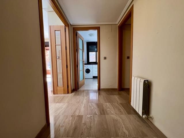2 sypialnia Mieszkanie na sprzedaż w Miasto Kordoba z basenem garażem - 289 900 € (Ref: 9359873)