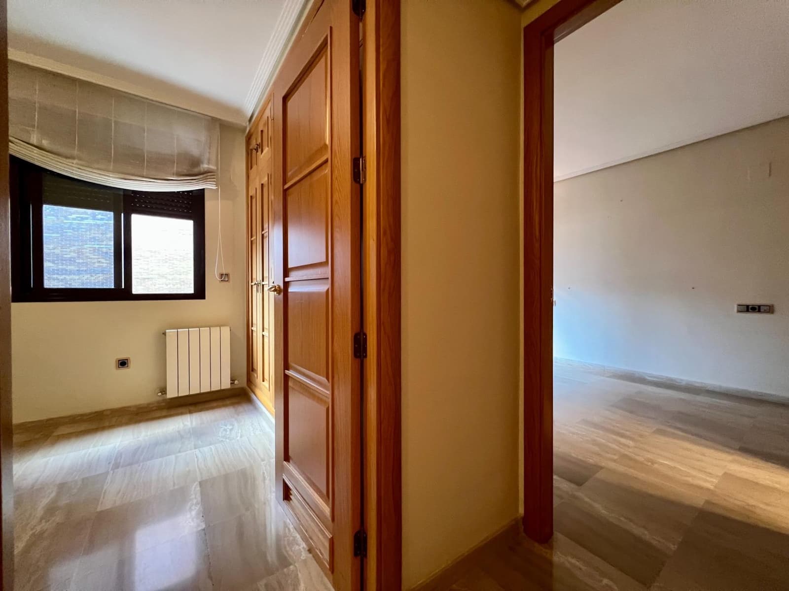 2 soveværelse Lejlighed til salg i Cordoba by med swimmingpool garage - € 289.900 (Ref: 9359873)