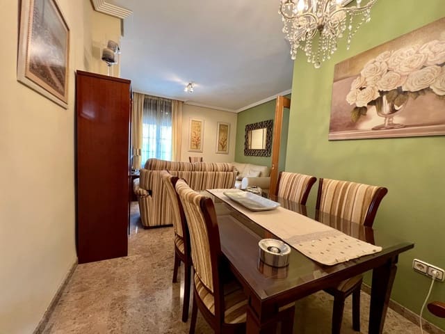 4 quarto Casa em Banda para venda em Villafranca de Córdoba - 195 000 € (Ref: 9359876)