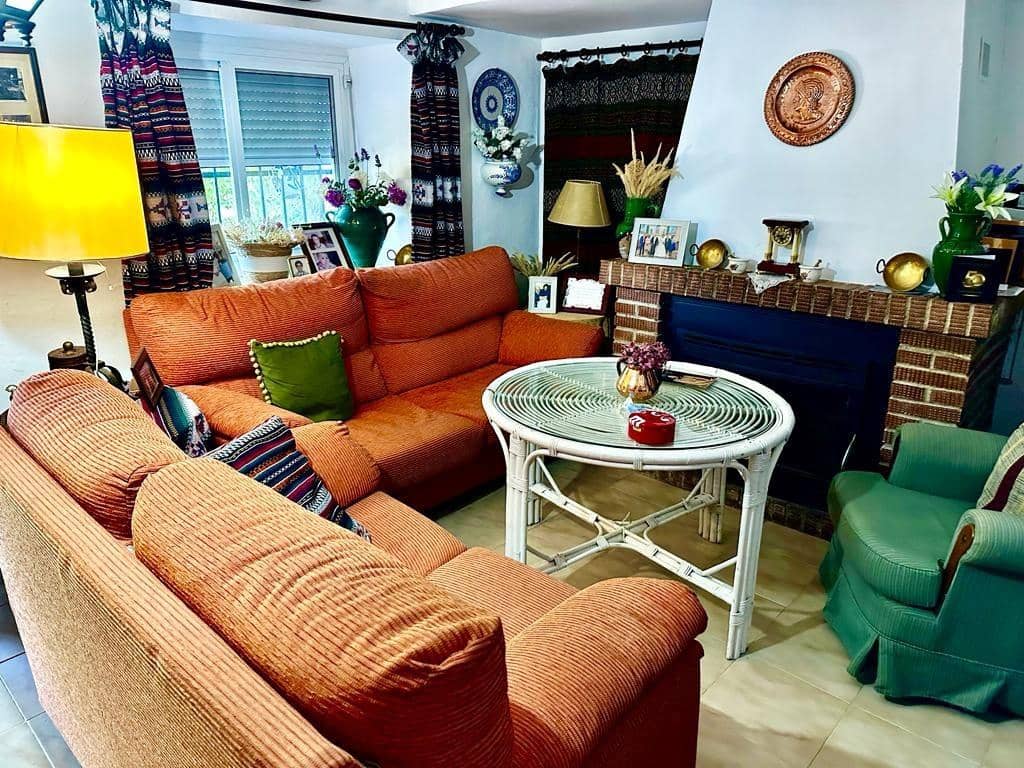 4 soverom Finca/Herregård til salgs i Carcabuey med svømmebasseng garasje - € 250 000 (Ref: 9359877)