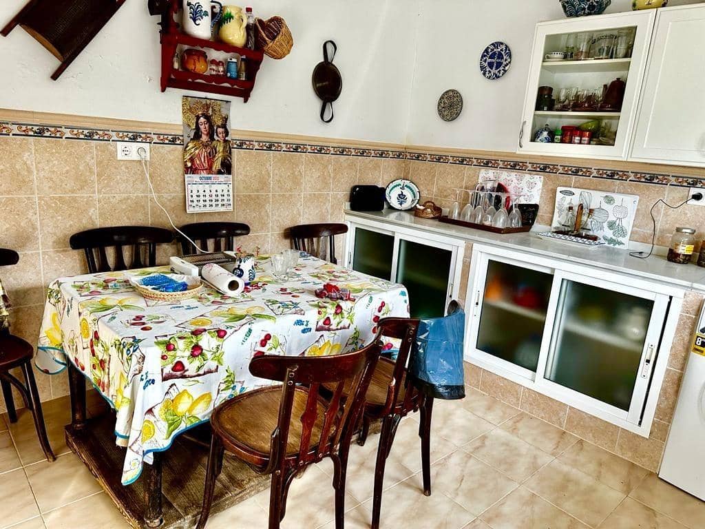 4 soverom Finca/Herregård til salgs i Carcabuey med svømmebasseng garasje - € 250 000 (Ref: 9359877)