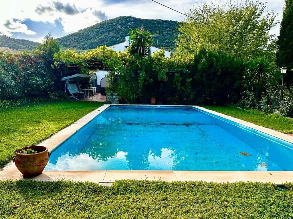 4 soverom Finca/Herregård til salgs i Carcabuey med svømmebasseng garasje - € 250 000 (Ref: 9359877)