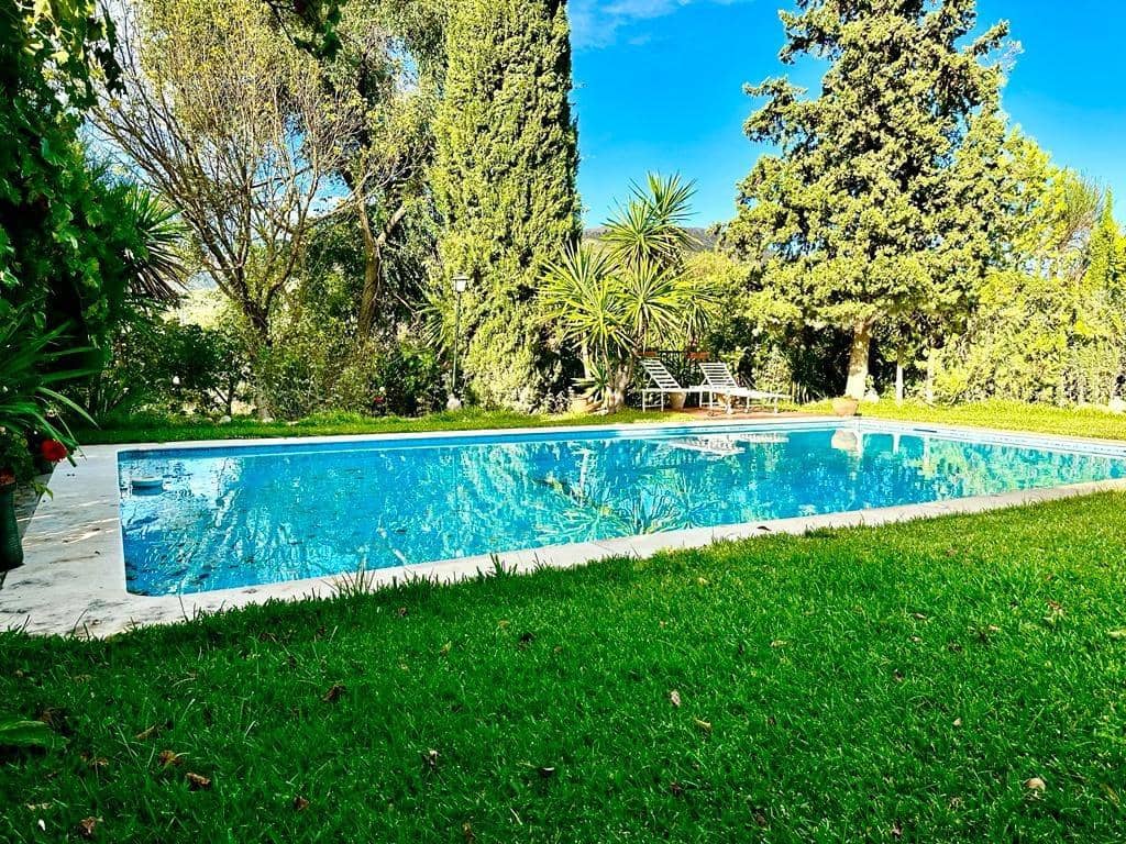 4 soverom Finca/Herregård til salgs i Carcabuey med svømmebasseng garasje - € 250 000 (Ref: 9359877)