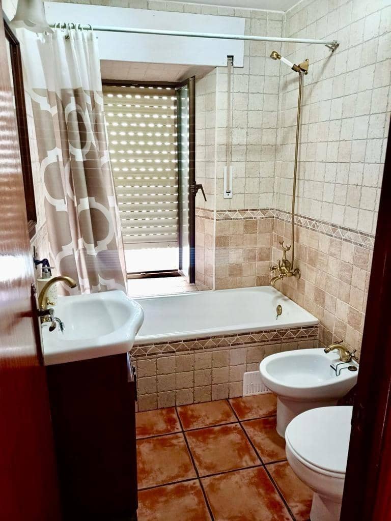 5 sypialnia Dom na sprzedaż w Cardena - 100 000 € (Ref: 9359880)