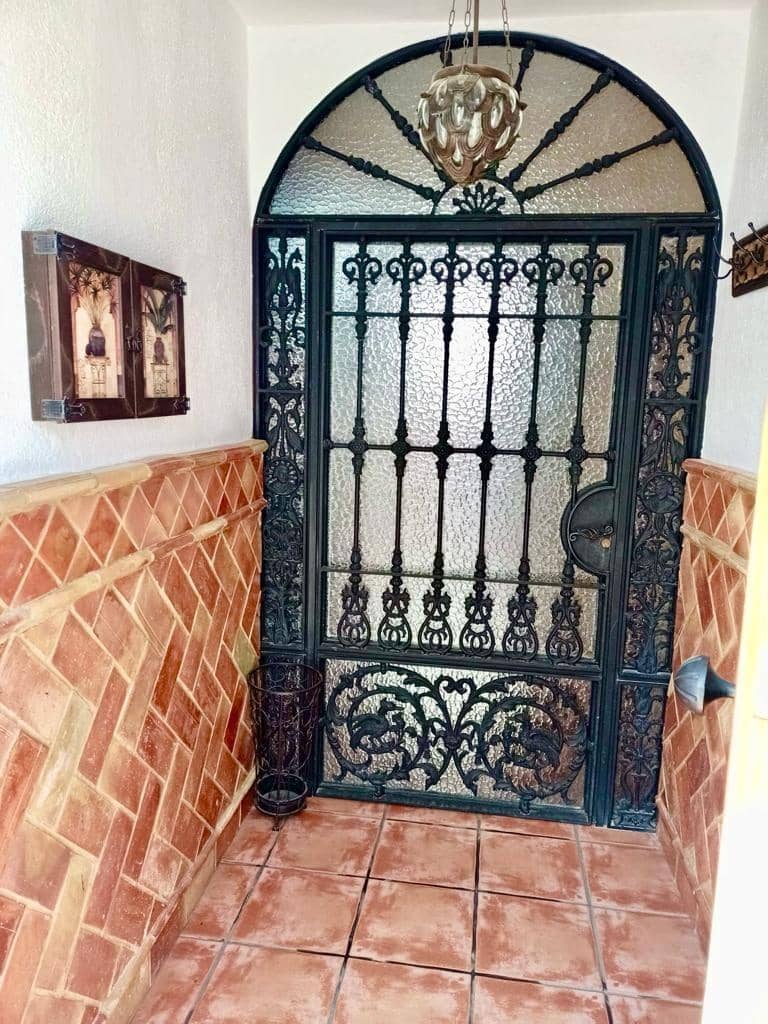 5 sypialnia Dom na sprzedaż w Cardena - 100 000 € (Ref: 9359880)