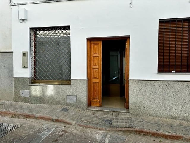 4 bedroom Commercial for rent in Fuente Obejuna - € 650 (Ref: 9359881)