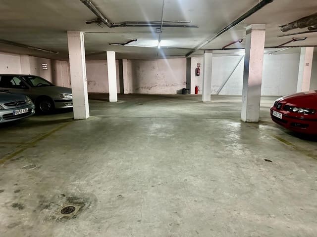 Garage til salg i Fuente Obejuna - € 6.000 (Ref: 9359883)