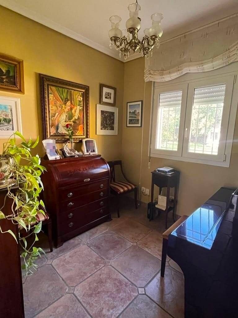 5 soveværelse Villa til salg i Cordoba by med swimmingpool garage - € 695.000 (Ref: 9359884)