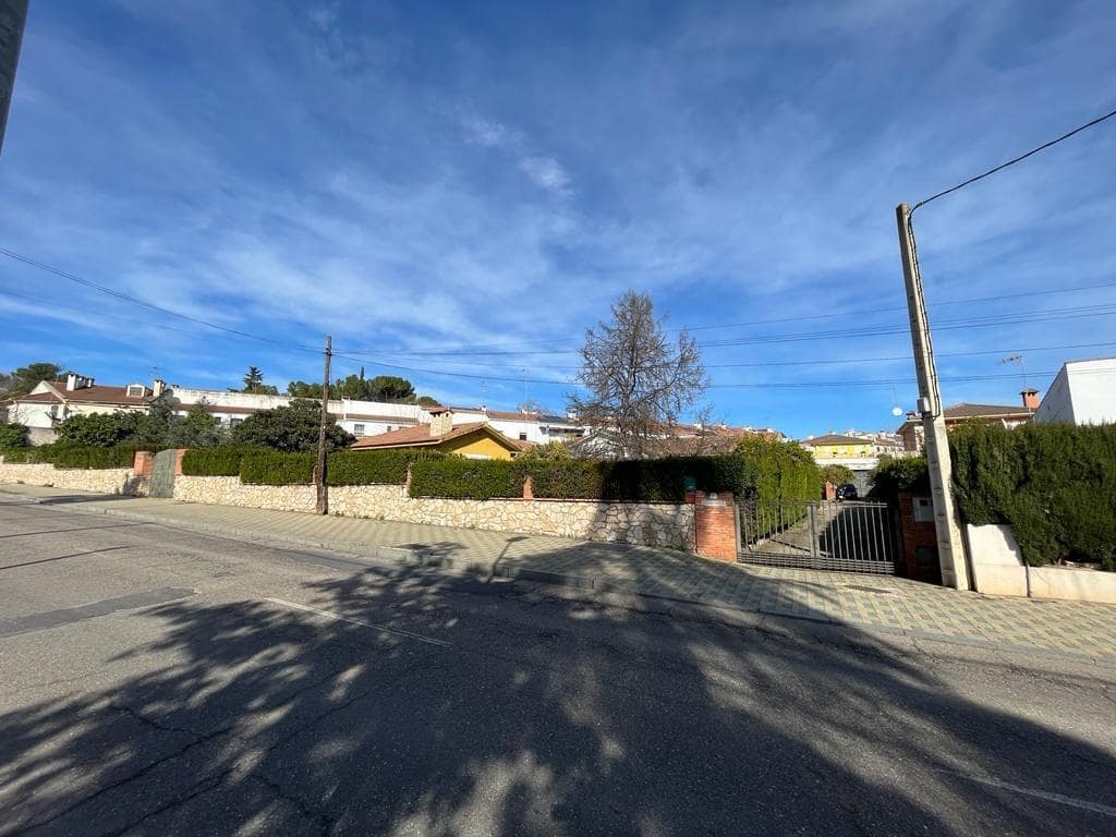 5 soveværelse Villa til salg i Cordoba by med swimmingpool garage - € 695.000 (Ref: 9359884)