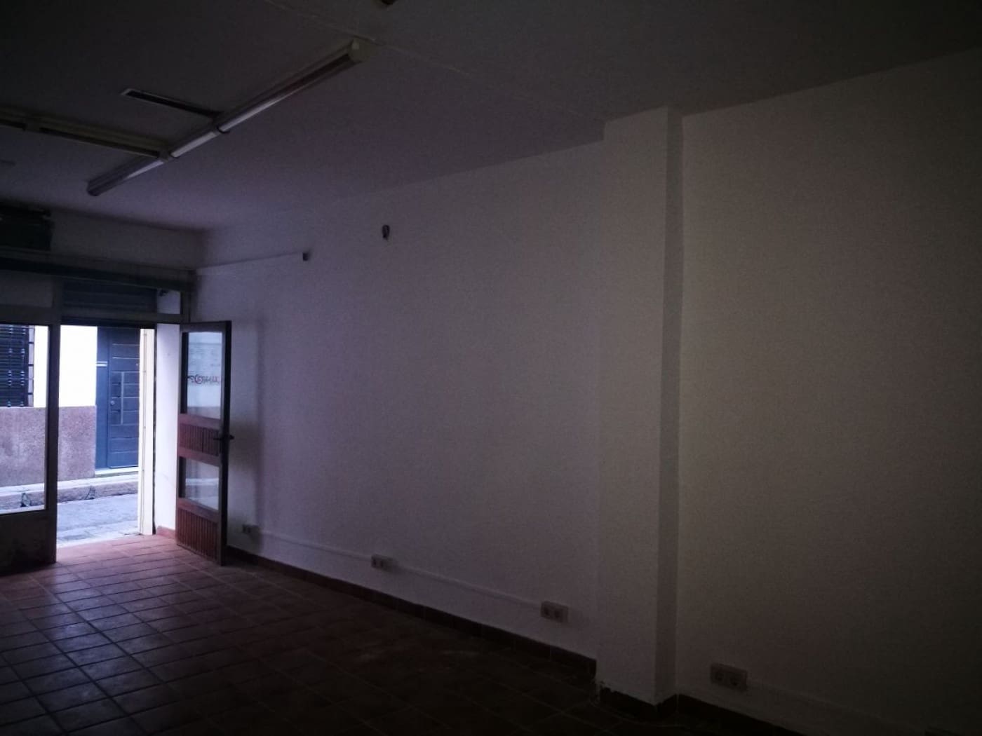 Kaupallinen vuokrattavana paikassa Cordoba kaupunki - 475 € (Ref: 9359885)