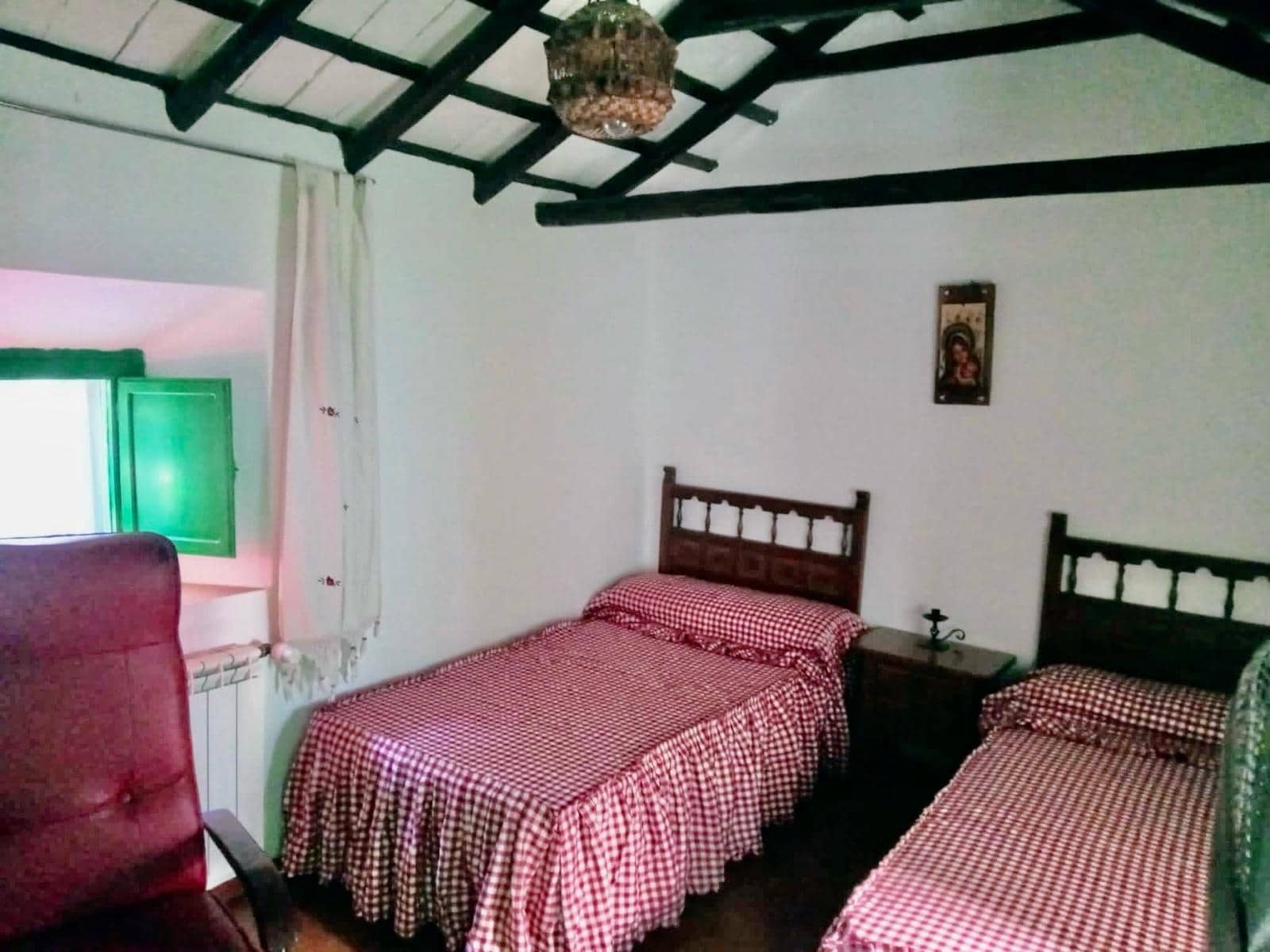 5 makuuhuone Huvila myytävänä paikassa La Carlota mukana uima-altaan 
autotalli - 260 000 € (Ref: 9359887)