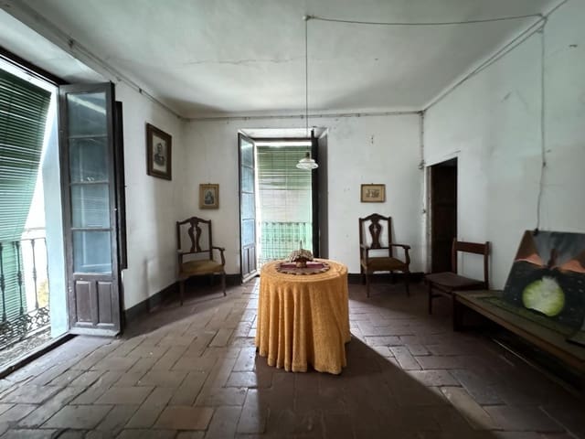 Casa de 9 habitaciones en Córdoba ciudad en venta - 320.000 € (Ref: 9359890)