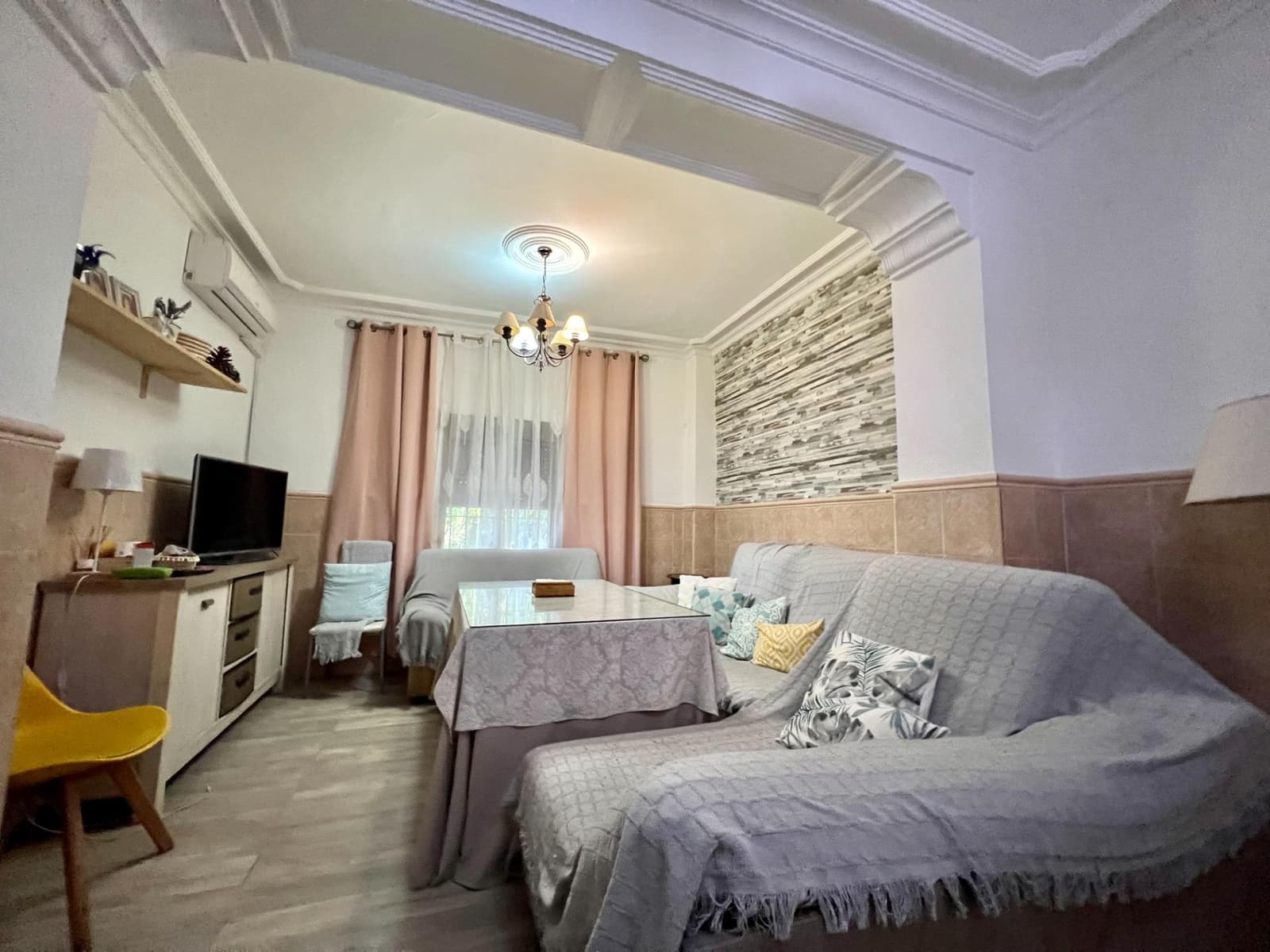 4 soveværelse Rækkehus til salg i Cordoba by - € 255.000 (Ref: 9359891)