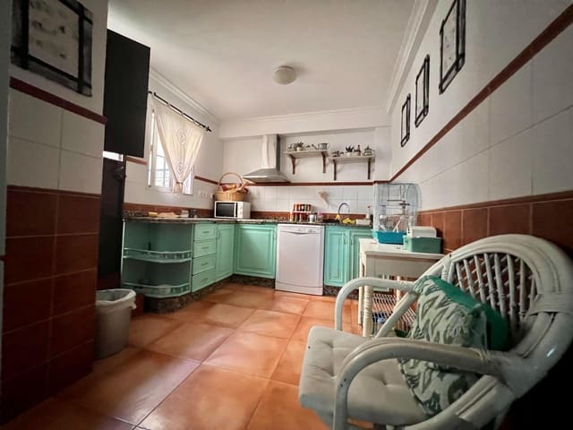 4 slaapkamer Rijtjeshuis te koop in Córdoba stad - € 255.000 (Ref: 9359891)