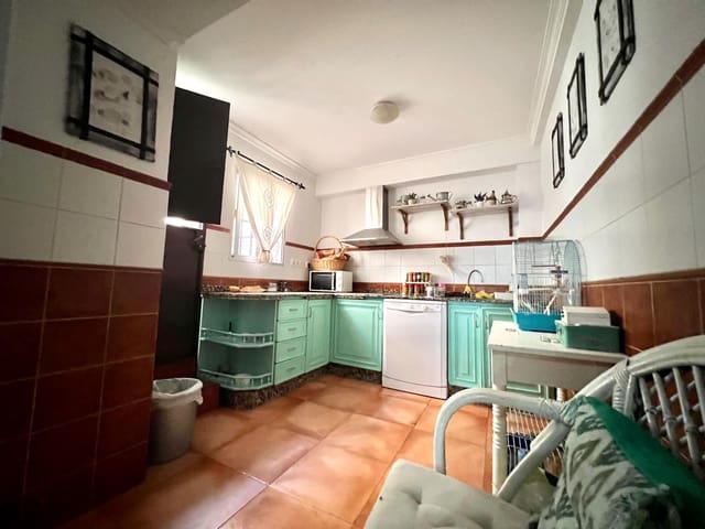 4 slaapkamer Rijtjeshuis te koop in Córdoba stad - € 255.000 (Ref: 9359891)