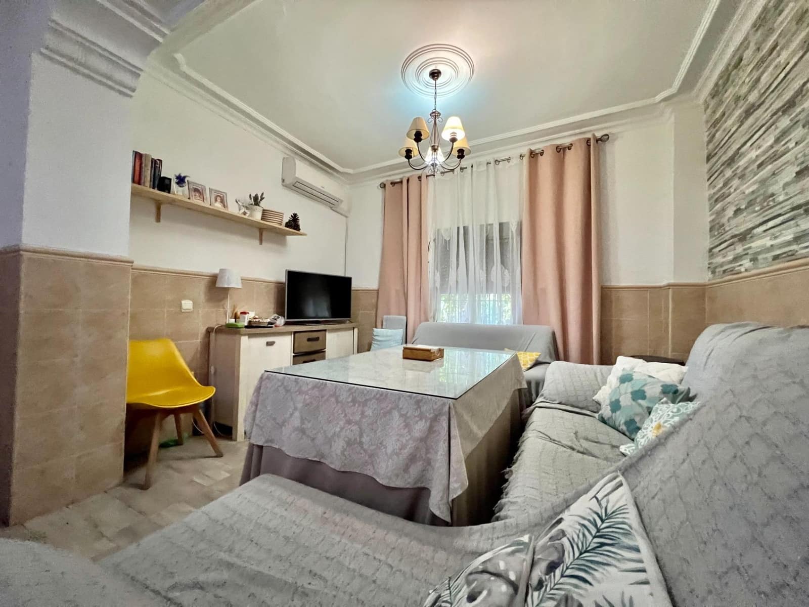 4 soveværelse Rækkehus til salg i Cordoba by - € 255.000 (Ref: 9359891)