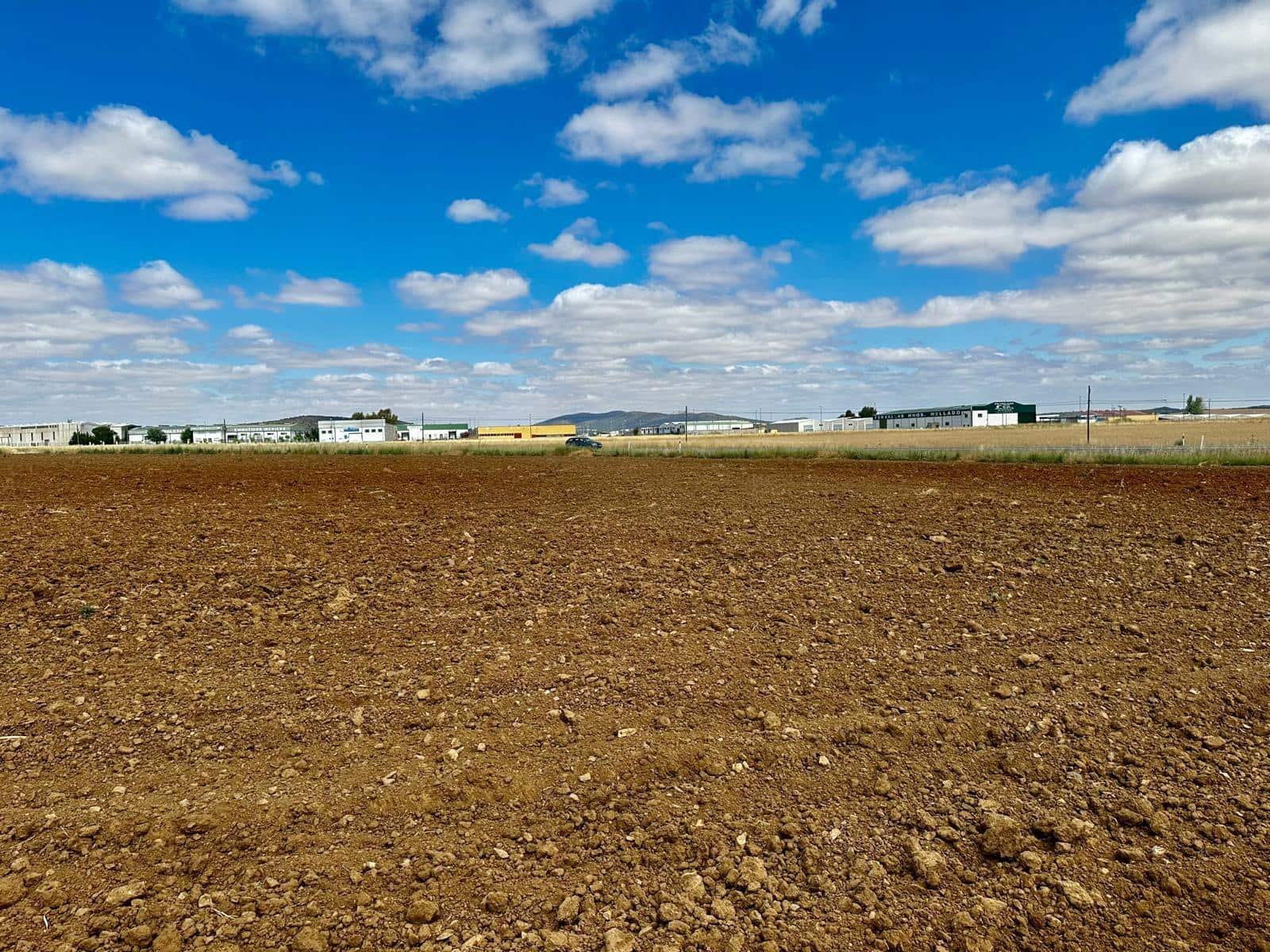 Undeveloped Land for sale in Fuente Obejuna - € 22,000 (Ref: 9359892)