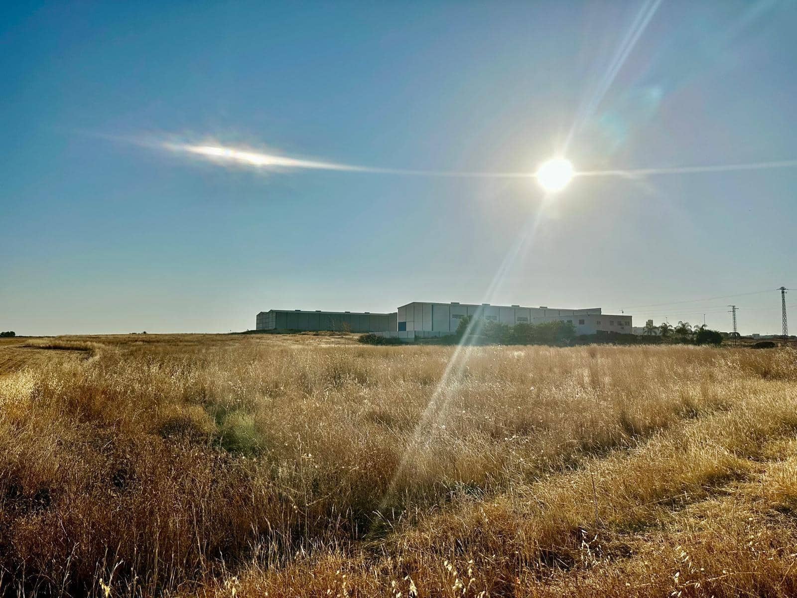 Grunde uden byggetilladelser til salg i La Carlota - € 300.000 (Ref: 9359895)