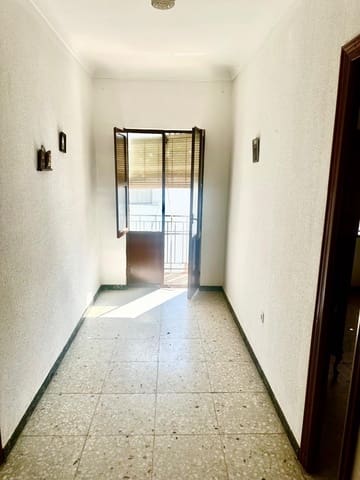 9 soverom Hus til salgs i Lopera - € 57 000 (Ref: 9359896)