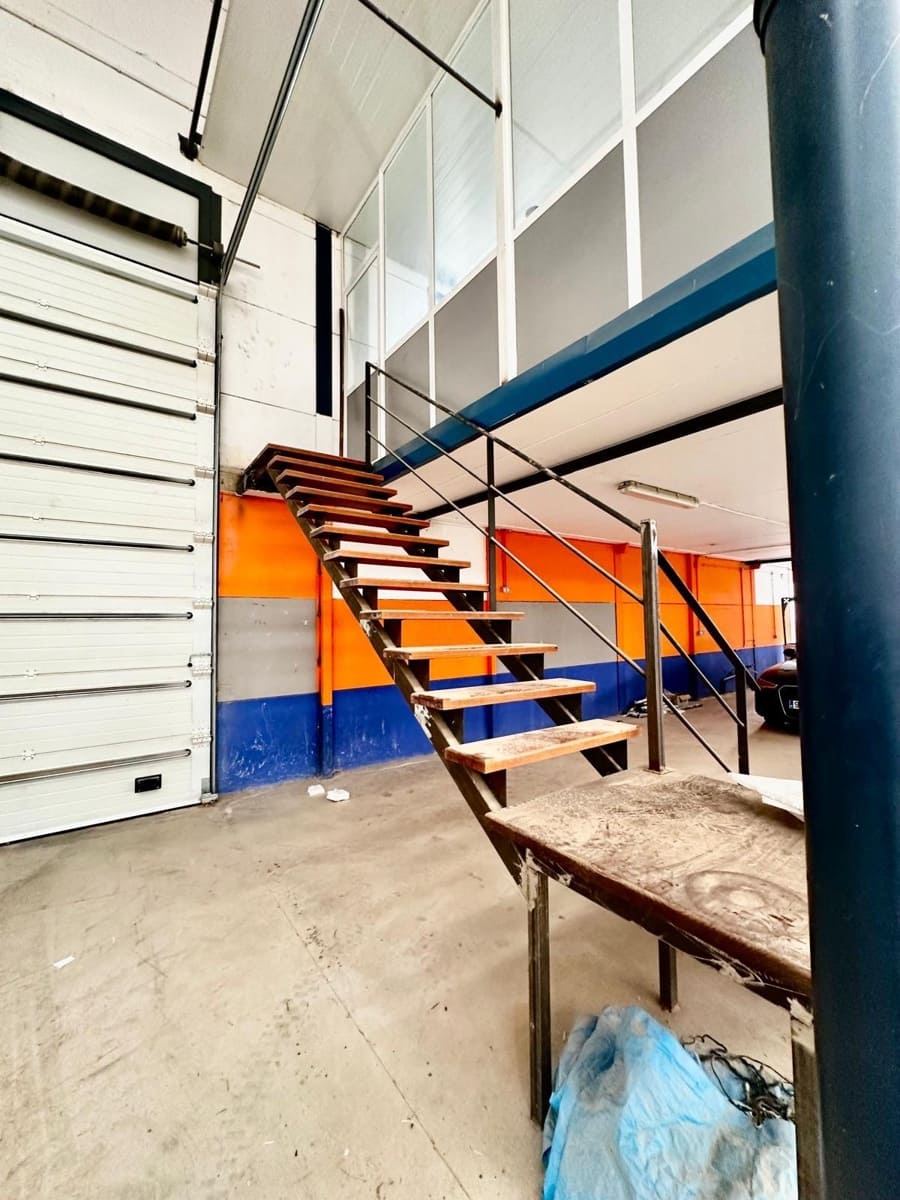 2 makuuhuone Yritys myytävänä paikassa Fuente Obejuna - 200 000 € (Ref: 9359897)