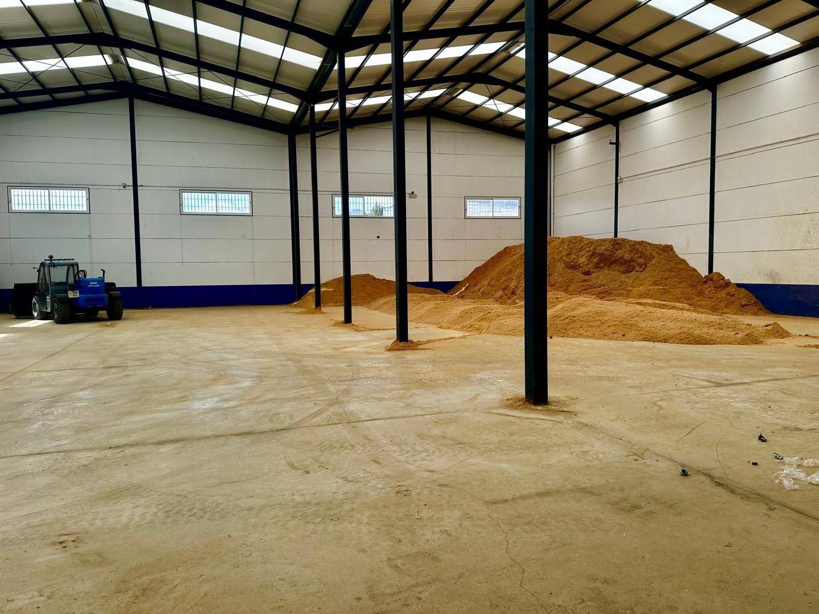 2 makuuhuone Yritys myytävänä paikassa Fuente Obejuna - 200 000 € (Ref: 9359897)