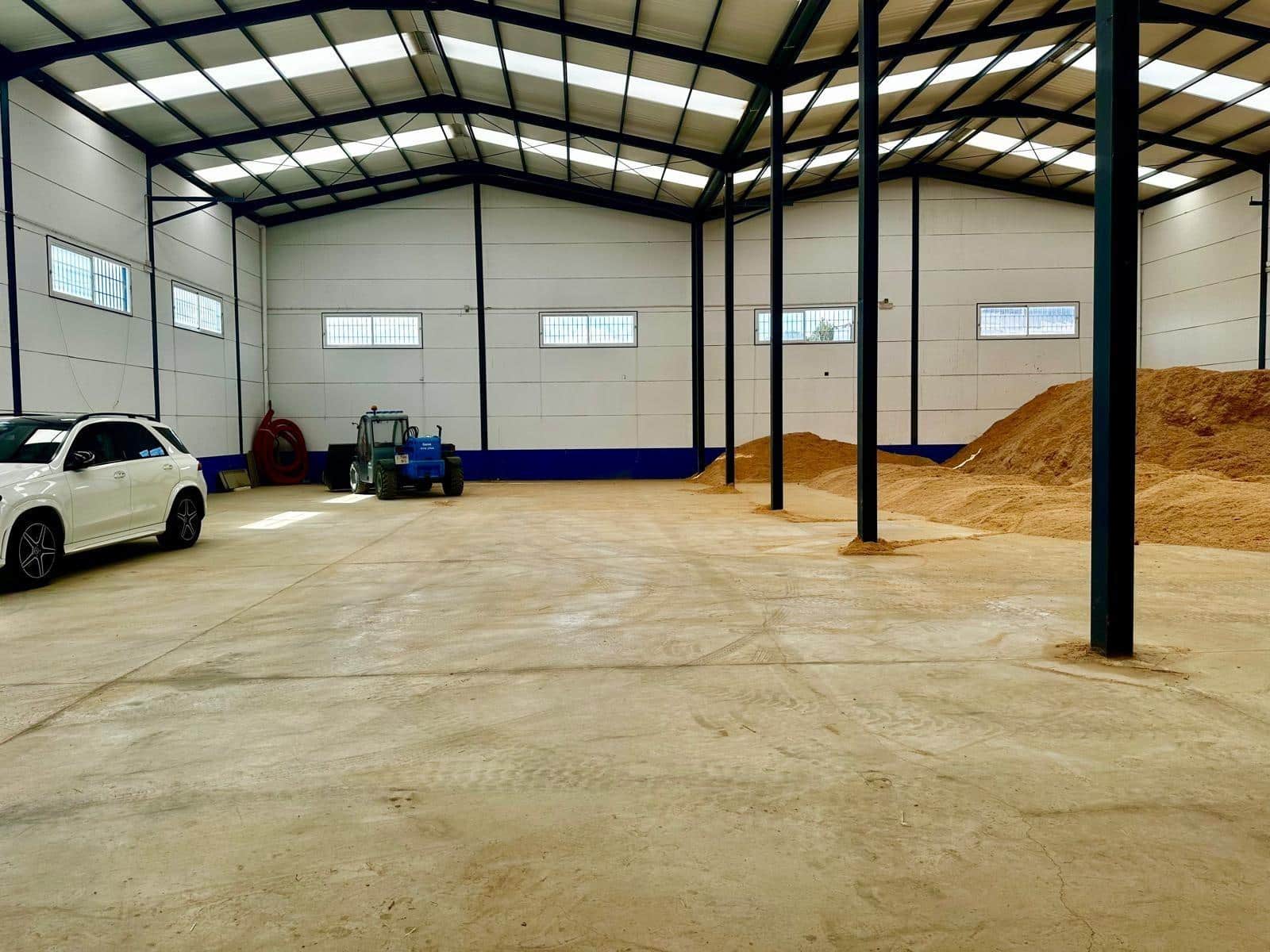 2 makuuhuone Yritys myytävänä paikassa Fuente Obejuna - 200 000 € (Ref: 9359897)