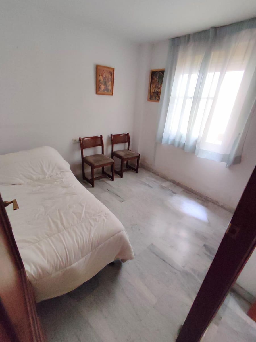 4 camera da letto Appartamento in vendita in Cordova citta con garage - 269.900 € (Rif: 9359899)