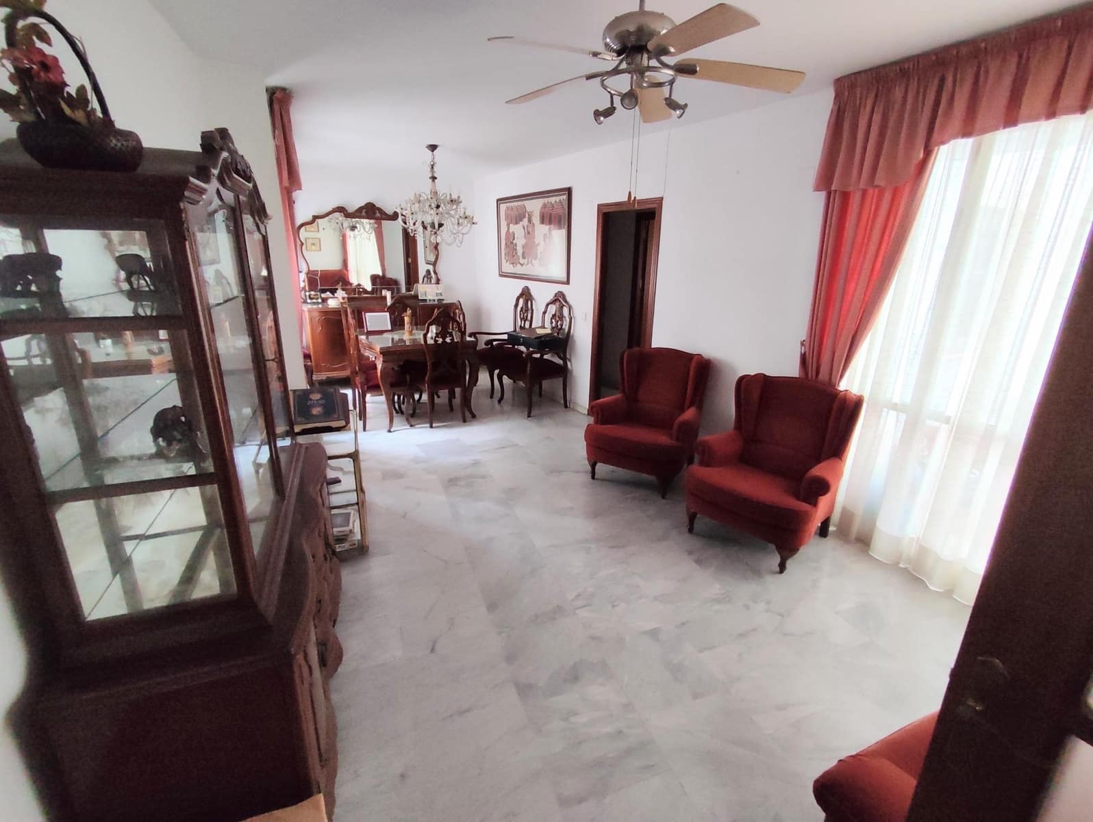 4 camera da letto Appartamento in vendita in Cordova citta con garage - 269.900 € (Rif: 9359899)