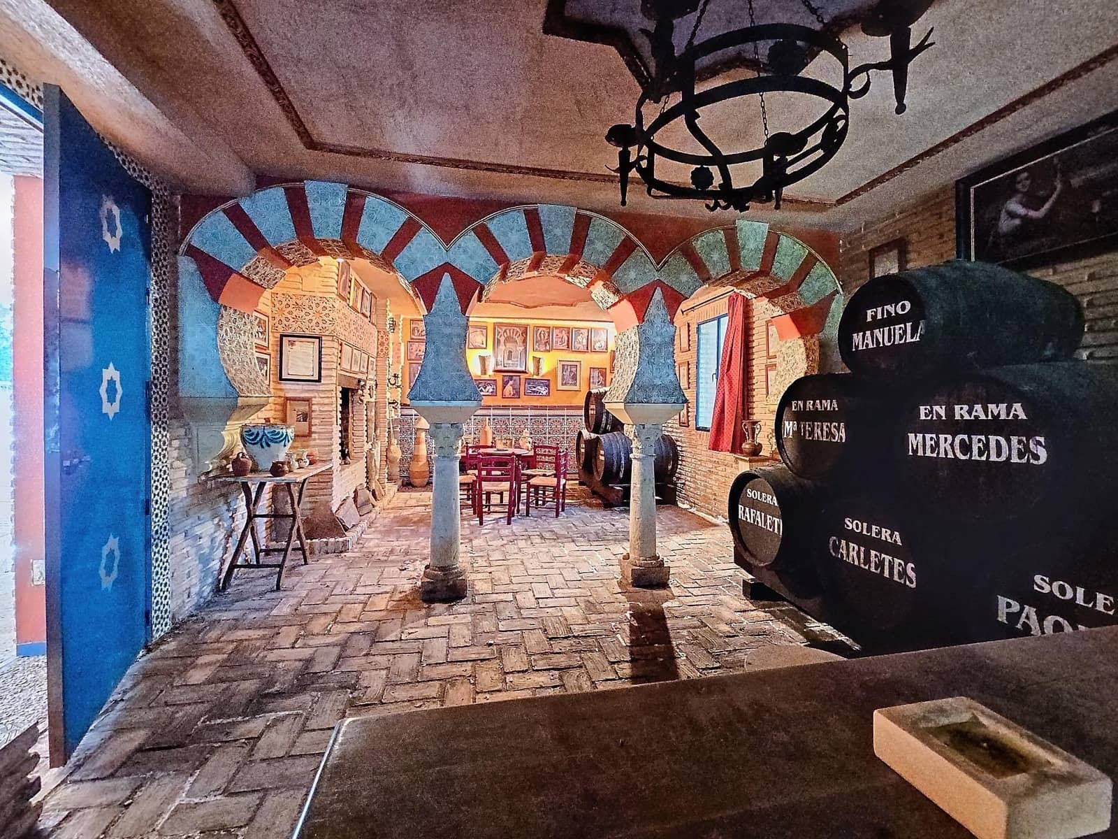 4 slaapkamer Villa te koop in Cordoba stad met zwembad - € 250.000 (Ref: 9359903)