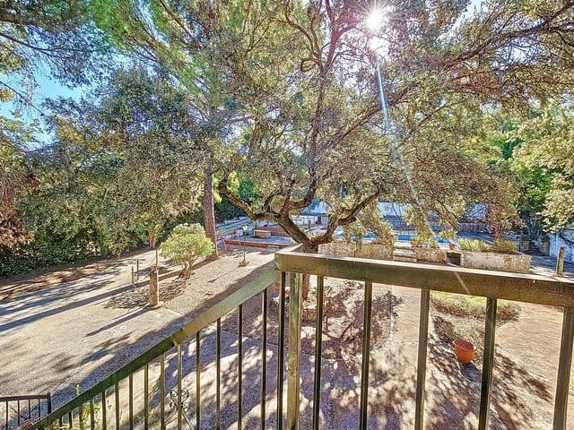 4 soveværelse Villa til salg i Córdoba by med swimmingpool - € 250.000 (Ref: 9359903)