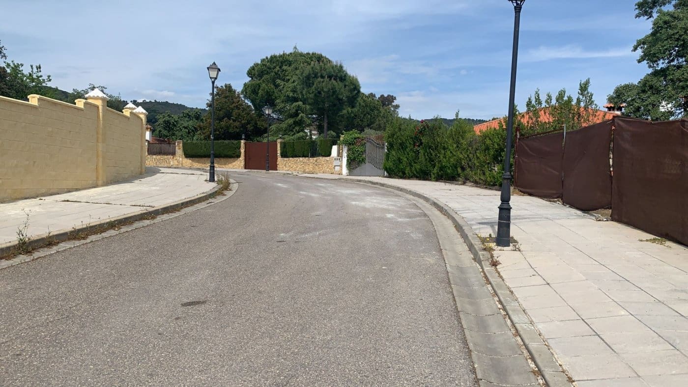 Building Plot for sale in Cordoba city - € 158,000 (Ref: 9359904)