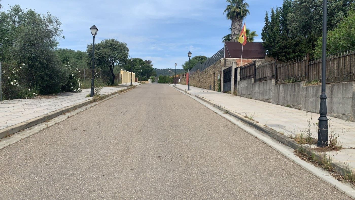 Building Plot for sale in Cordoba city - € 158,000 (Ref: 9359904)