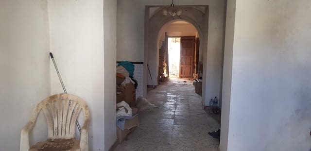 5 bedroom Finca/Country House for sale in Fuente la Lancha - € 18,990 (Ref: 9359905)