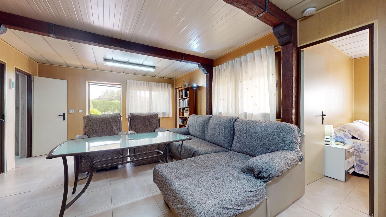 3 slaapkamer Villa te koop in Cordoba stad met zwembad garage - € 135.000 (Ref: 9359909)